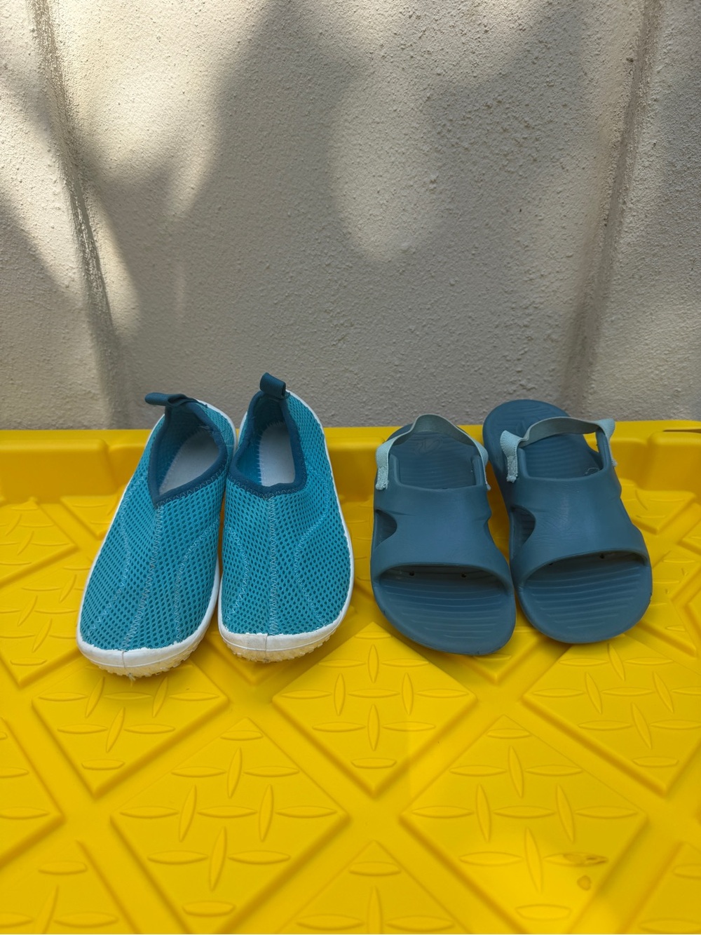 Kids water shoes toddler 10.5